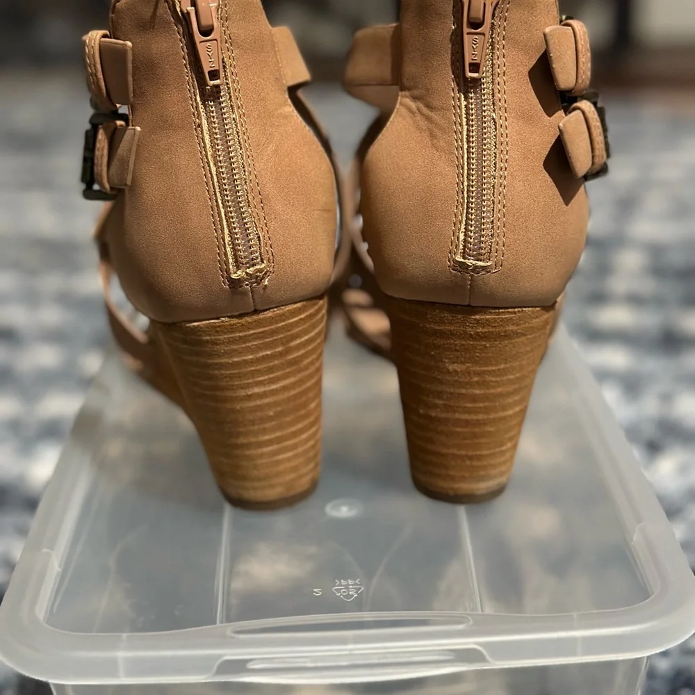 Crown Vintage wedges size 8.5 - Picture 4 of 4